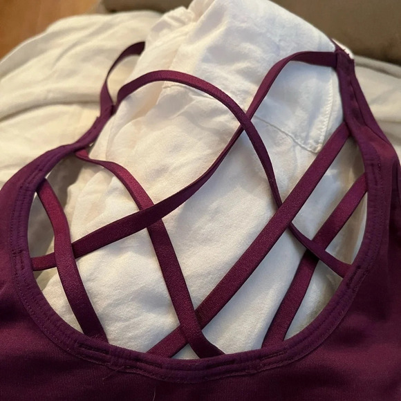 Victoria Sport bra, size Small Petite - Picture 1 of 3
